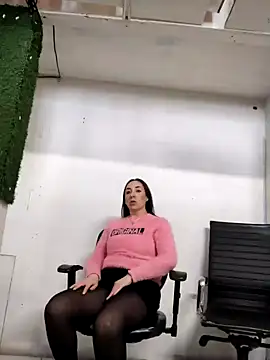 Snapshot of Mia_Novikov chatting on 02-10-25, 11:02 Mia Novikov online show from 02-10-25, 11:02