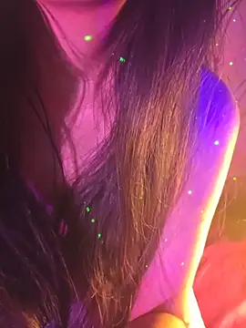 Snapshot of aloneathome chatting on 12-21-25, 07:26 aloneathome online show from 12-21-25, 07:26