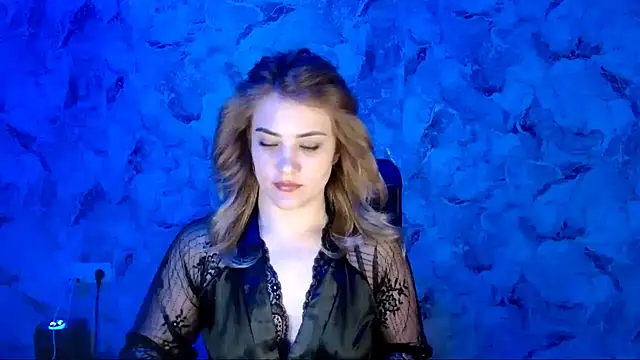 nika gold1 online show from 04-15-26, 12:01