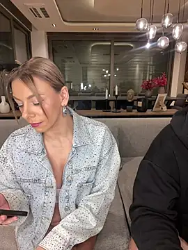 Snapshot of SexOnMyLvL chatting on 02-13-25, 01:19 SexOnMyLvL online show from 02-13-25, 01:19