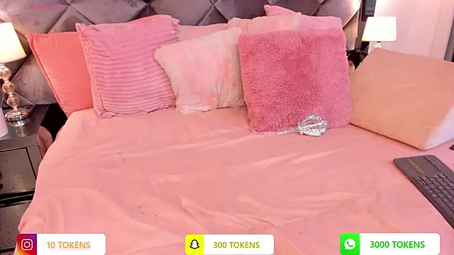 sofhiaa adaams online show from 02-17-25, 08:36