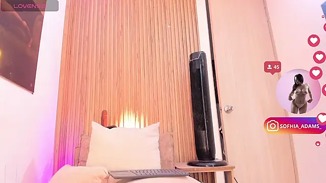Snapshot of sofhiaa_adaams chatting on 07-25-26, 10:40 sofhiaa adaams online show from 07-25-26, 10:40