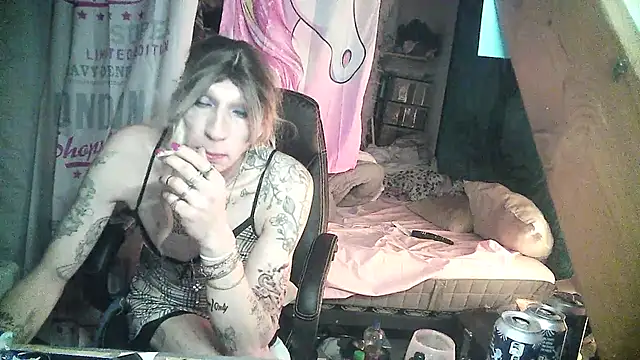 Ombeline1 online show from 02-24-25, 05:54