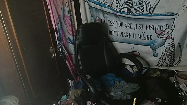 Ombeline1 online show from 04-03-26, 08:07