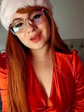 Lia Hurley online show from 12-24-24, 06:17