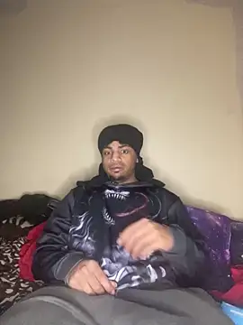 Snapshot of Elgrazonamor chatting on 12-13-24, 10:55 Elgrazonamor online show from 12-13-24, 10:55