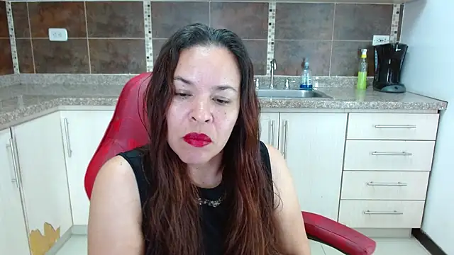 Snapshot of Lizeth_Bels chatting on 05-08-26, 12:27 Lizeth Bels online show from 05-08-26, 12:27