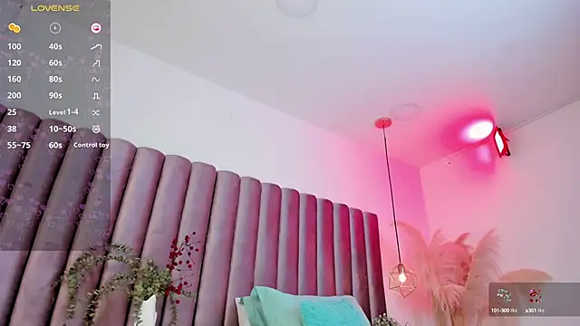 Snapshot of AmelyaMann chatting on 02-05-25, 04:58 AmelyaMann online show from 02-05-25, 04:58