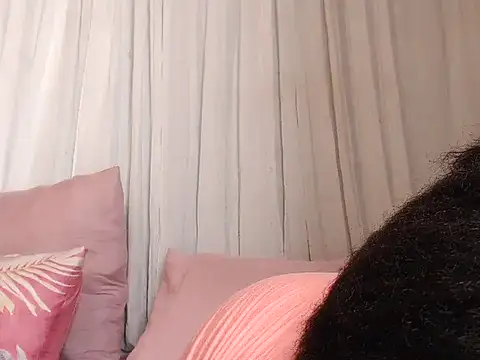 Snapshot of Freakyassnwildx chatting on 01-27-25, 10:06 Freakyassnwildx online show from 01-27-25, 10:06