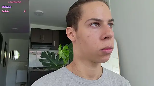 grey   27 online show from 09-19-25, 05:13