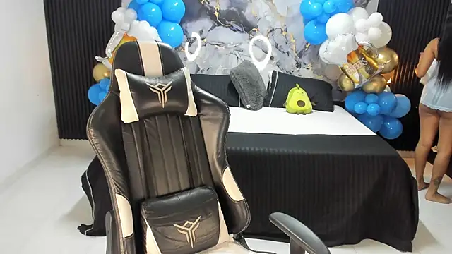 Ivy 16 online show from 09-22-25, 11:56