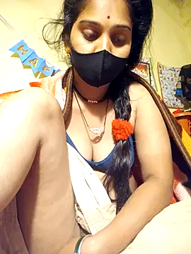 Snapshot of Hi_Radhika chatting on 01-28-25, 02:00 Hi Radhika online show from 01-28-25, 02:00