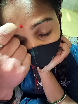 Snapshot of Hi_Radhika chatting on 01-31-25, 11:24 Hi Radhika online show from 01-31-25, 11:24