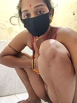 Snapshot of Hi_Radhika chatting on 02-16-25, 01:25 Hi Radhika online show from 02-16-25, 01:25