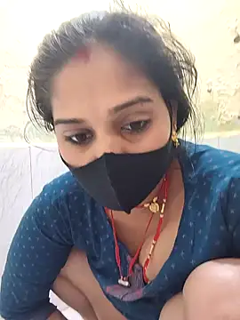 Snapshot of Hi_Radhika chatting on 02-20-25, 01:03 Hi Radhika online show from 02-20-25, 01:03