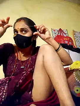 Snapshot of Hi_Radhika chatting on 02-28-25, 05:04 Hi Radhika online show from 02-28-25, 05:04