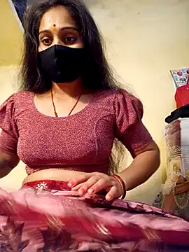 Snapshot of Hi_Radhika chatting on 03-11-25, 07:37 Hi Radhika online show from 03-11-25, 07:37