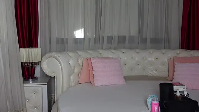 NinaCrystal1 online show from 02-14-25, 06:12