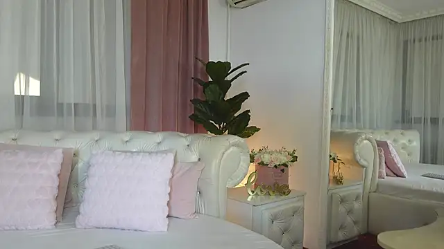 NinaCrystal1 online show from 07-23-26, 10:13
