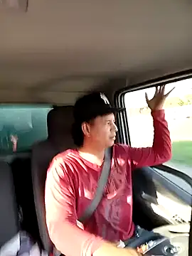 Snapshot of yoryisexi chatting on 10-01-25, 09:32 yoryisexi online show from 10-01-25, 09:32