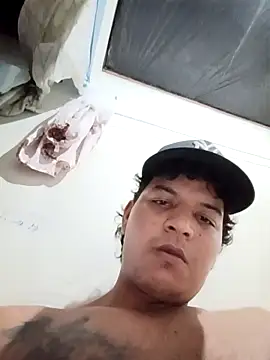 Snapshot of yoryisexi chatting on 10-06-25, 11:24 yoryisexi online show from 10-06-25, 11:24