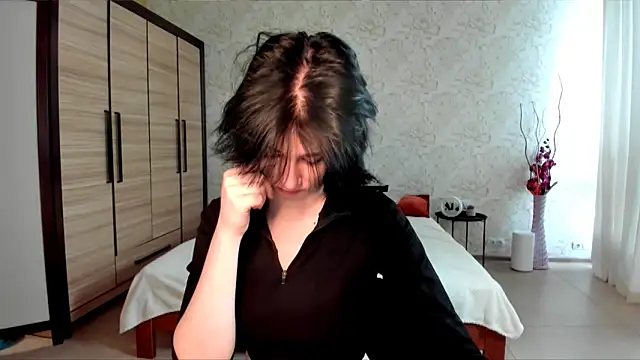 JulisSweet online show from 01-19-25, 07:25