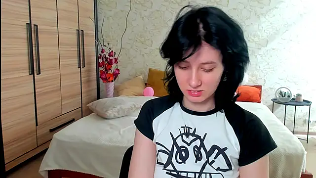 JulisSweet online show from 03-15-25, 10:57