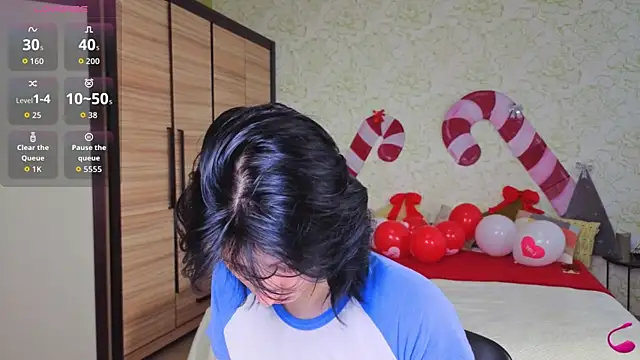 JulisSweet online show from 12-22-25, 08:22