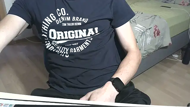 Snapshot of SissyStefanie chatting on 07-10-26, 01:14 SissyStefanie online show from 07-10-26, 01:14