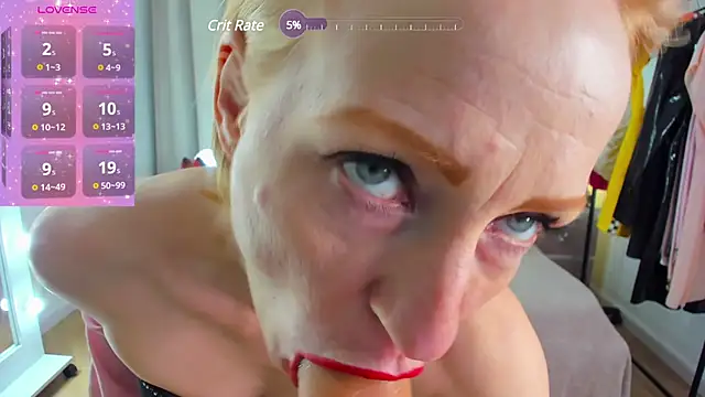 Snapshot of SquirtyAlisa chatting on 01-03-25, 01:03 SquirtyAlisa online show from 01-03-25, 01:03