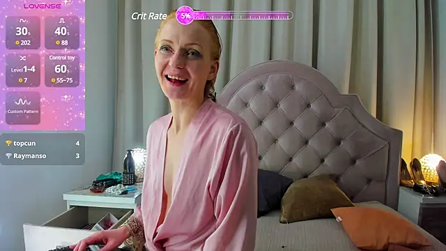 Snapshot of SquirtyAlisa chatting on 01-19-25, 03:39 SquirtyAlisa online show from 01-19-25, 03:39