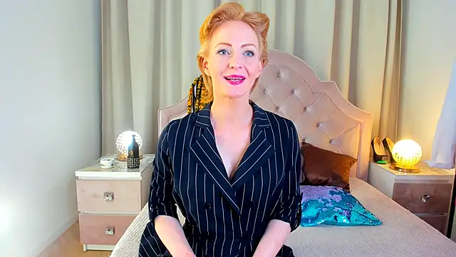 Snapshot of SquirtyAlisa chatting on 02-19-25, 02:34 SquirtyAlisa online show from 02-19-25, 02:34