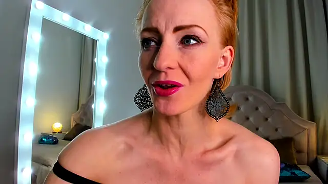 Snapshot of SquirtyAlisa chatting on 03-15-25, 08:10 SquirtyAlisa online show from 03-15-25, 08:10