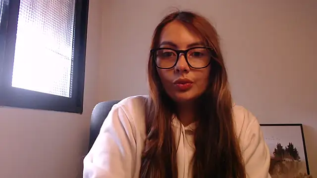 lalawhitte online show from 04-23-26, 12:29