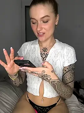 Goldloeckchen159 online show from 04-19-26, 04:50