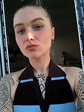 Goldloeckchen159 online show from 04-26-26, 03:53