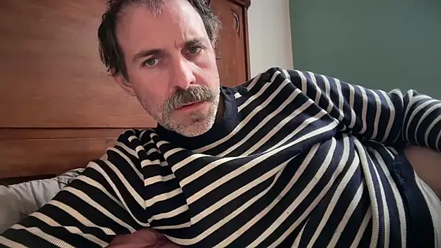 Brianjonest online show from 06-11-26, 02:26