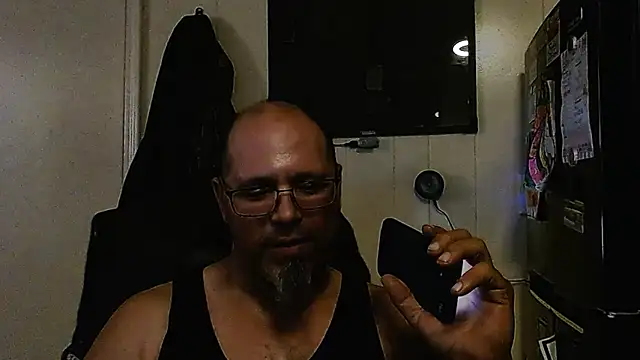 KrazyLegz online show from 11-16-25, 03:34