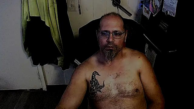 KrazyLegz online show from 11-23-25, 08:08