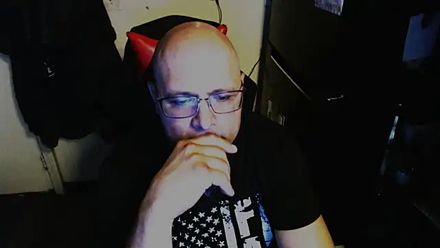 KrazyLegz online show from 05-03-26, 04:02