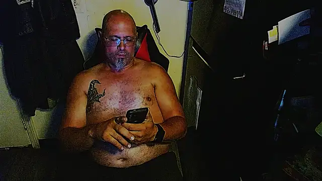 KrazyLegz online show from 07-05-26, 11:45
