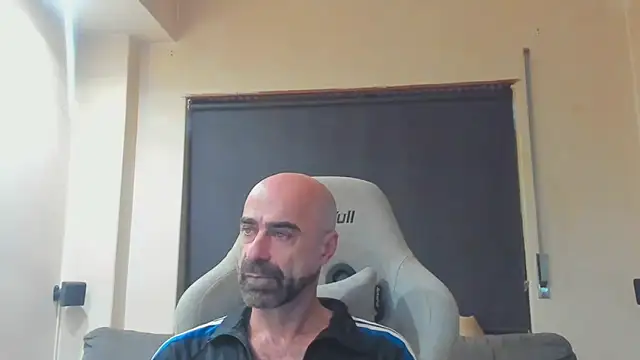 Bicopflirt online show from 11-25-25, 04:29