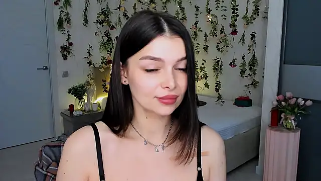 ContinentOfTranquility online show from 04-11-26, 08:07