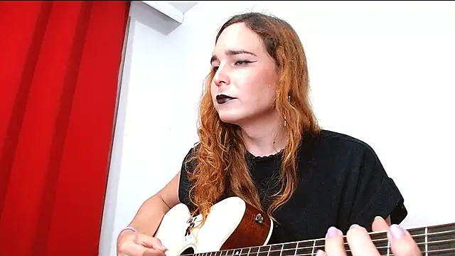 Snapshot of Catnessa chatting on 01-10-26, 01:40 Catnessa online show from 01-10-26, 01:40