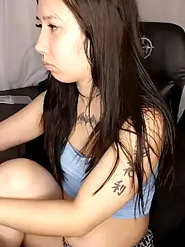 Japabaixinha online show from 01-02-25, 02:43