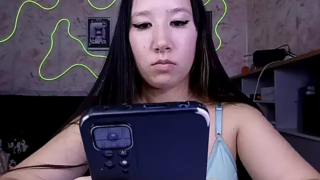 Japabaixinha online show from 04-28-26, 01:37