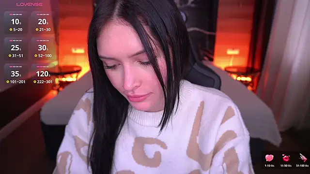 MilaSecrett online show from 10-17-25, 01:14