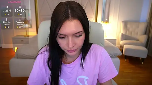 MilaSecrett online show from 04-27-26, 01:20