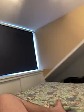 LivingLegend1978 online show from 04-22-26, 05:36