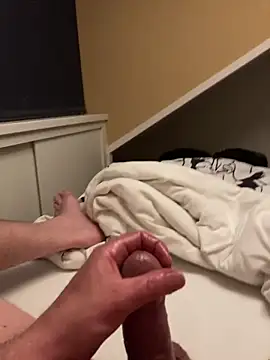 LivingLegend1978 online show from 04-27-26, 10:30